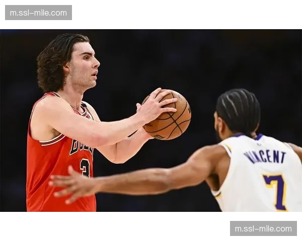 吉迪拿下20分14篮板10助攻 三双表现助公牛走出低谷